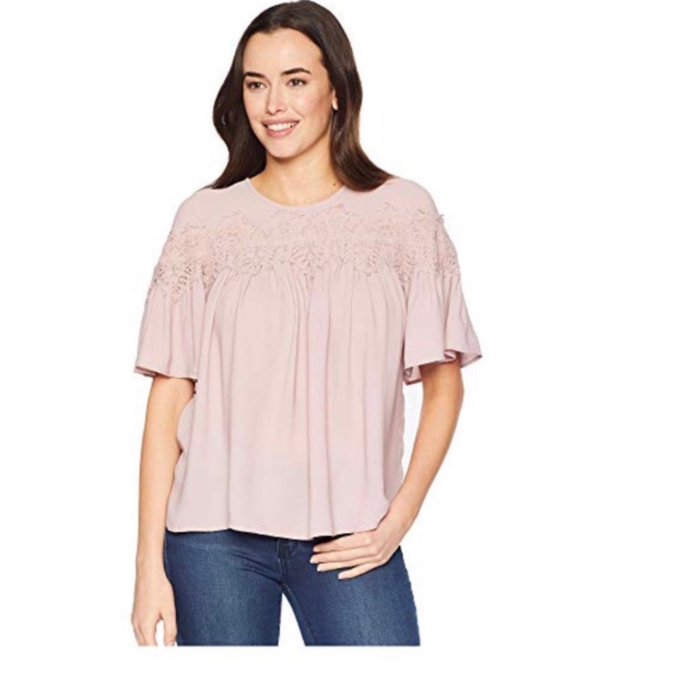 Cute mauve blouse